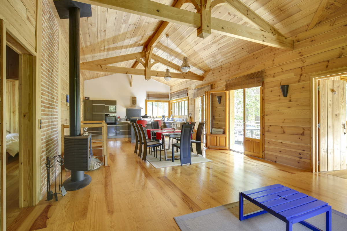 1200x900-photo-51358887-007-7416318-8853348