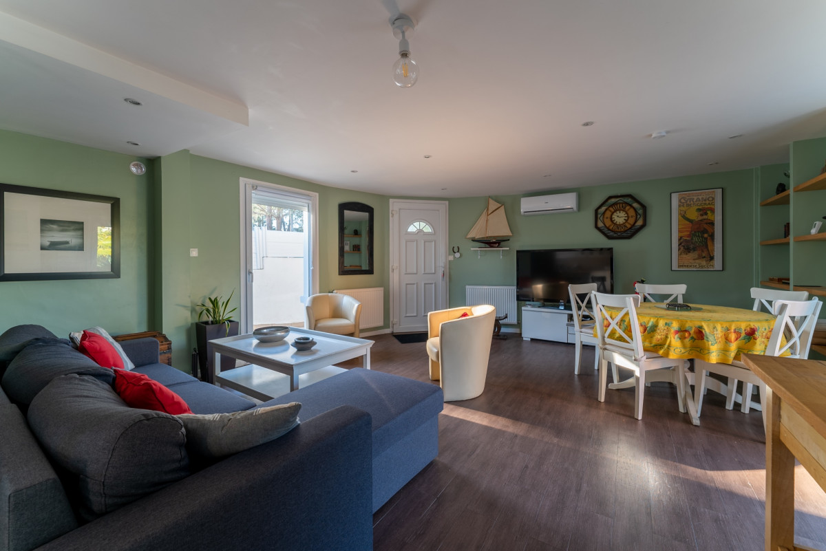 17_Avenue_Michel_de_Montaigne,_33120_Arcachon-3