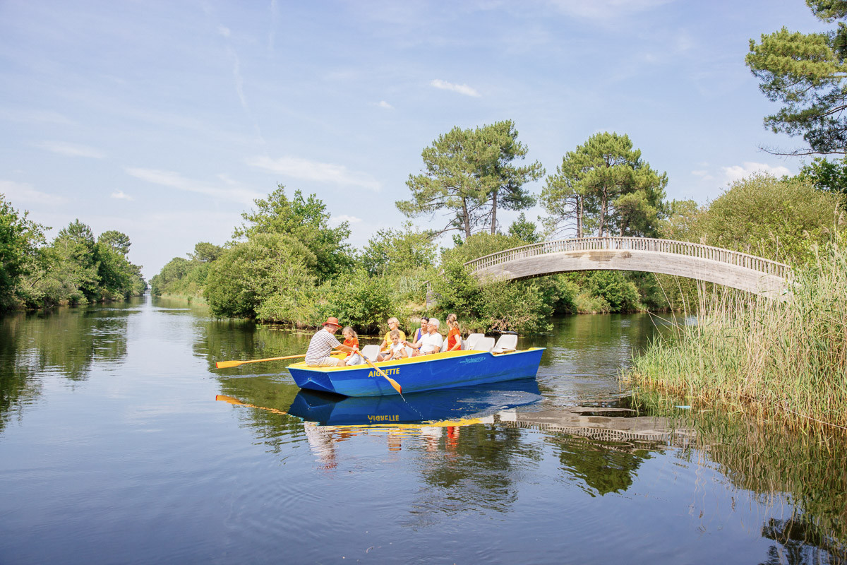 3-barque-bisca-grands-lacs-agence-les-conteurs-2-8953351