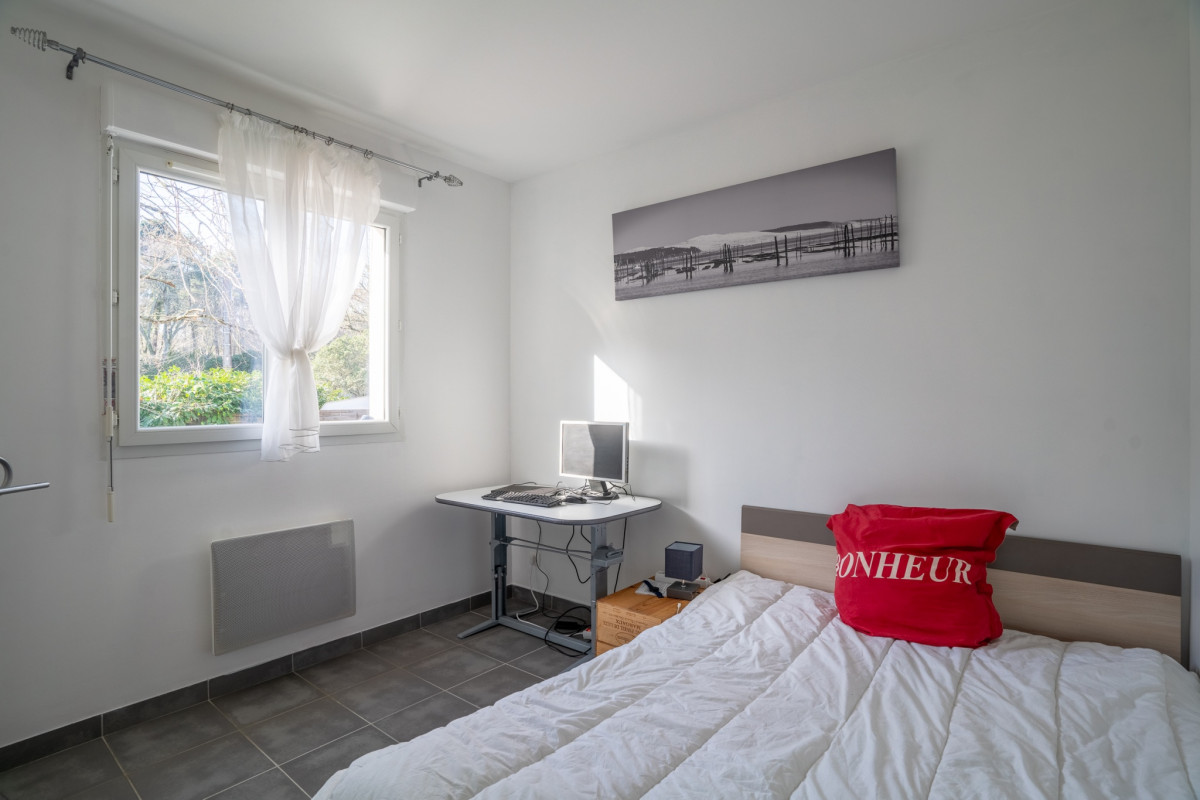 9-chambre 9-chambre