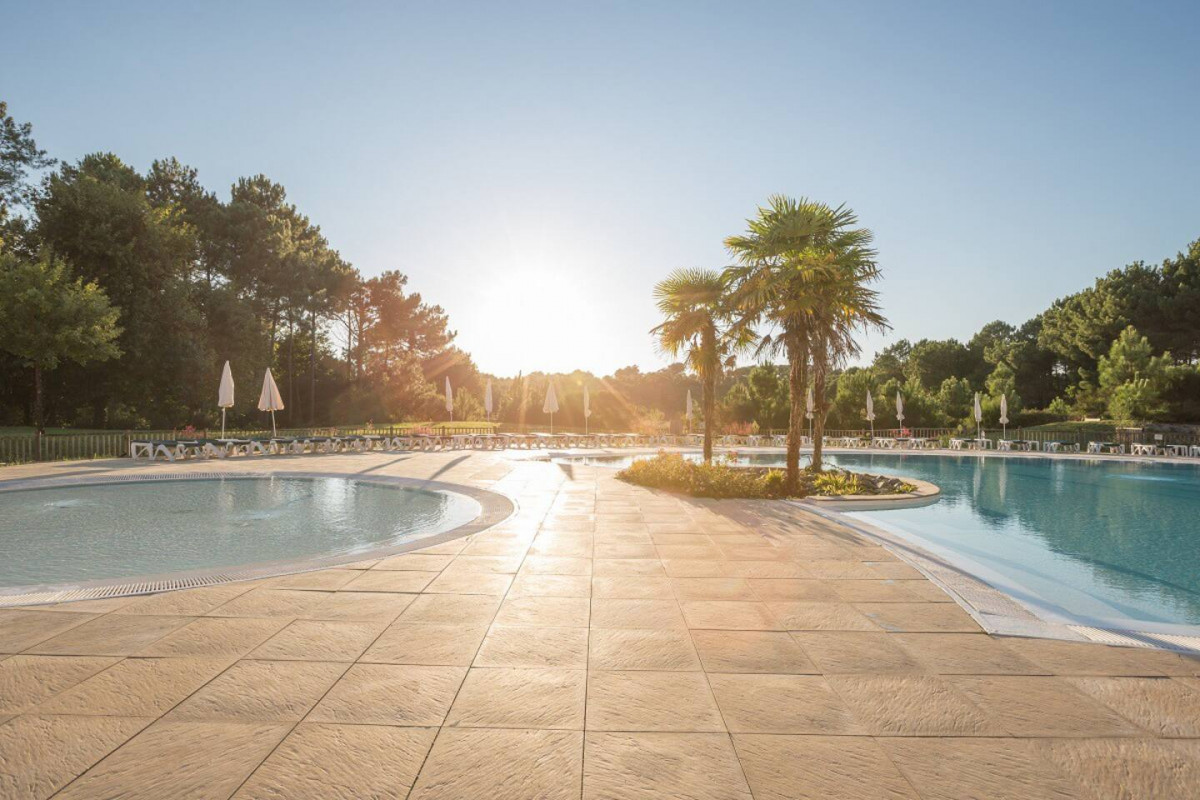 BISCA vue piscines - © Fabbi BISCA vue piscines