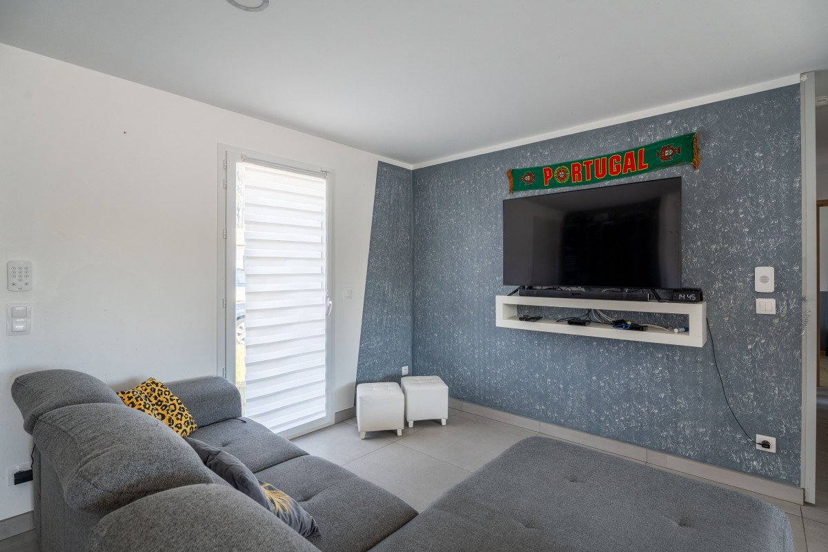 Goncalves(4)-min-min