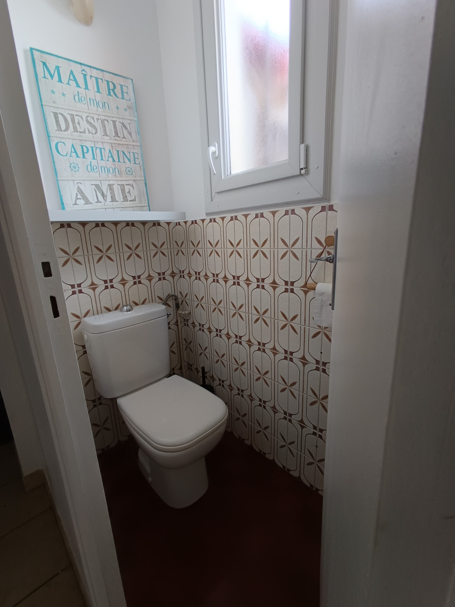 MASSARD WC 1 - © MASSARD MASSARD WC 1