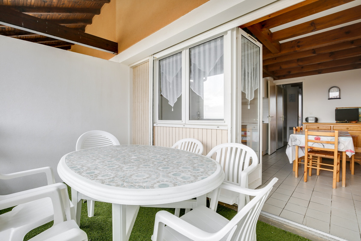 MEERO_1005_photo-61809216-007-photo-61809216-009