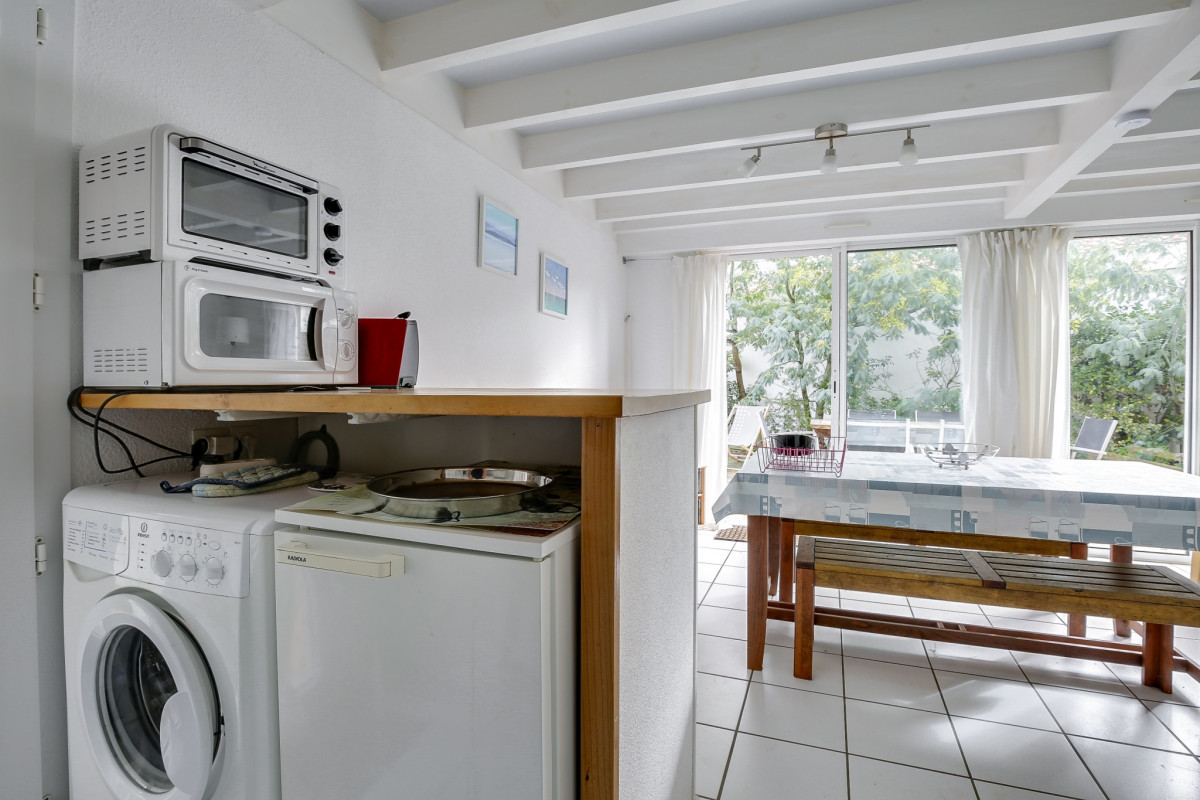 MEERO_1008_photo-29603508-016-photo-29603508-018 MEERO_1008_photo-29603508-016-photo-29603508-018