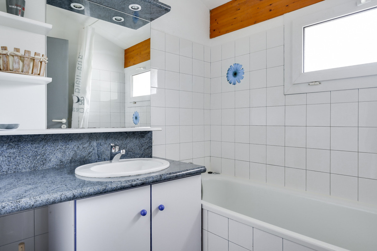 MEERO_1018_photo-29603508-058-photo-29603508-060 MEERO_1018_photo-29603508-058-photo-29603508-060