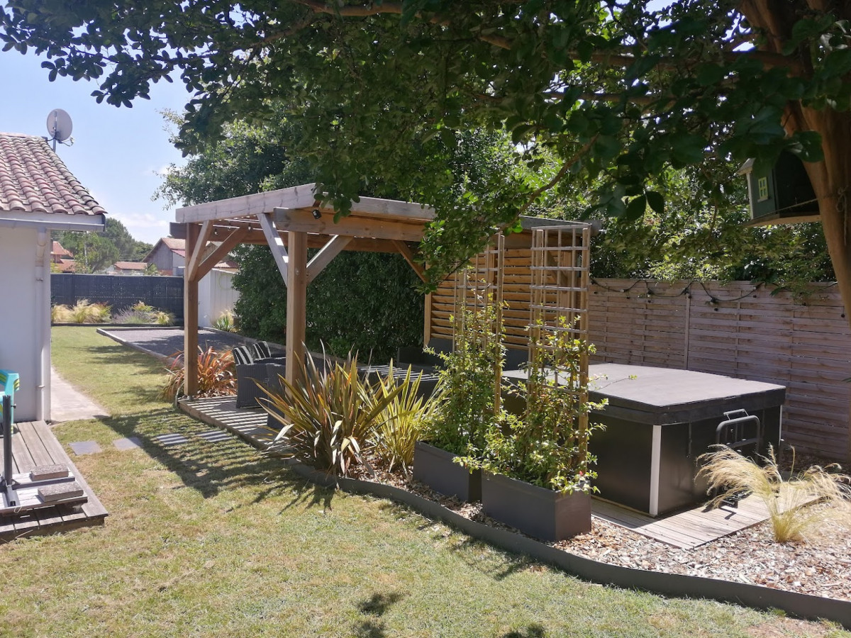 MILHORAT DUPUY 17 IMG_20230702_142222 (1) - © MILHORAT DUPUY MILHORAT DUPUY 17 IMG_20230702_142222 (1)