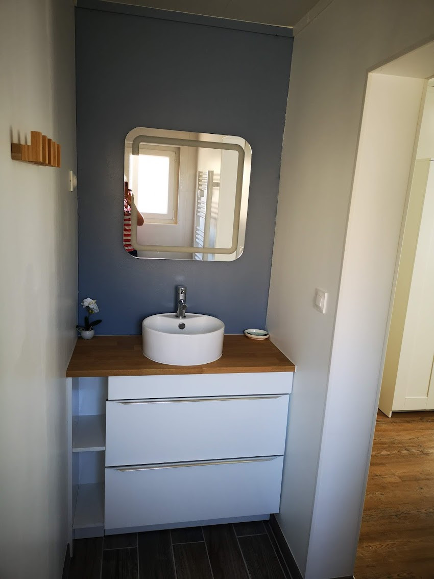 MILHORAT DUPUY 8 chambre 1 vasque - © MILHORAT DUPUY MILHORAT DUPUY 8 chambre 1 vasque