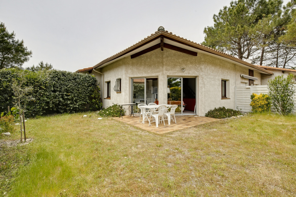 Meero-bracket_009__27153886__32932355__32933238__32933424 Meero-bracket_009__27153886__32932355__32933238__32933424