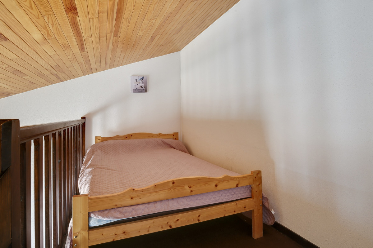 Meero-photo-83837141-010 Meero-photo-83837141-010