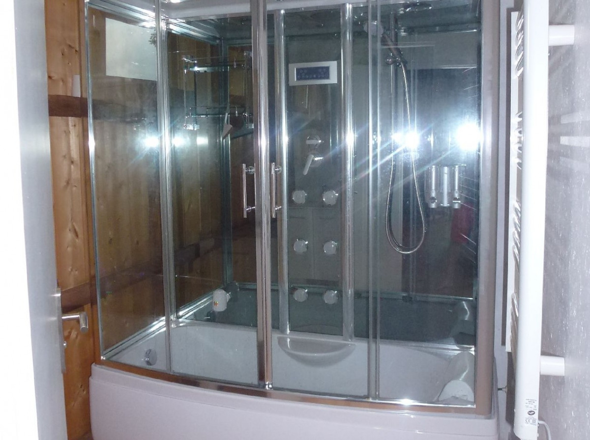 Moreau-Sanguinet-meublé-sdb2 - © Moreau Moreau-Sanguinet-meublé-sdb2