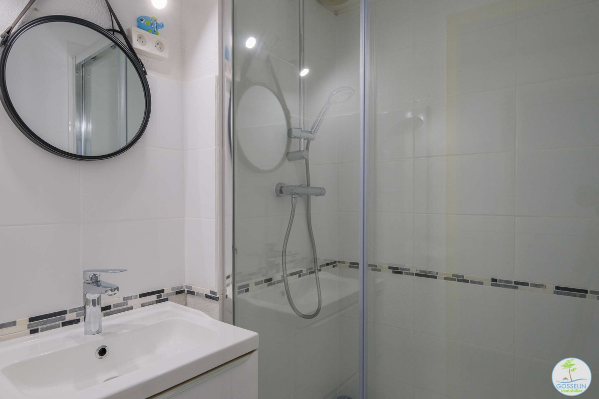 _clients_024060003_photos_104h_9858926