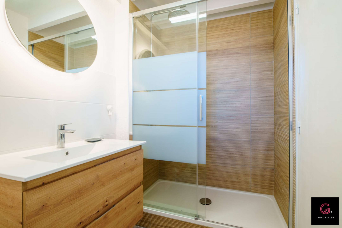 _clients_024060003_photos_163h_9859495