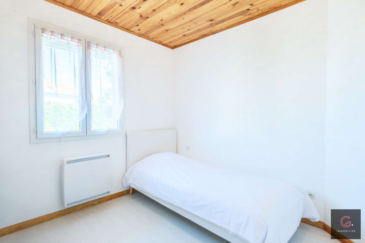 _clients_024060003_photos_177m_9859742