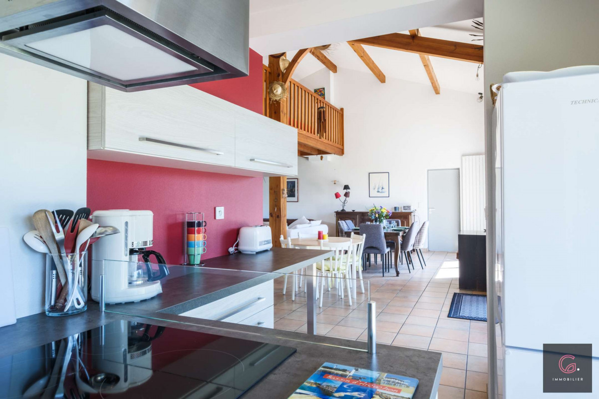 _clients_024060003_photos_179m_9493106