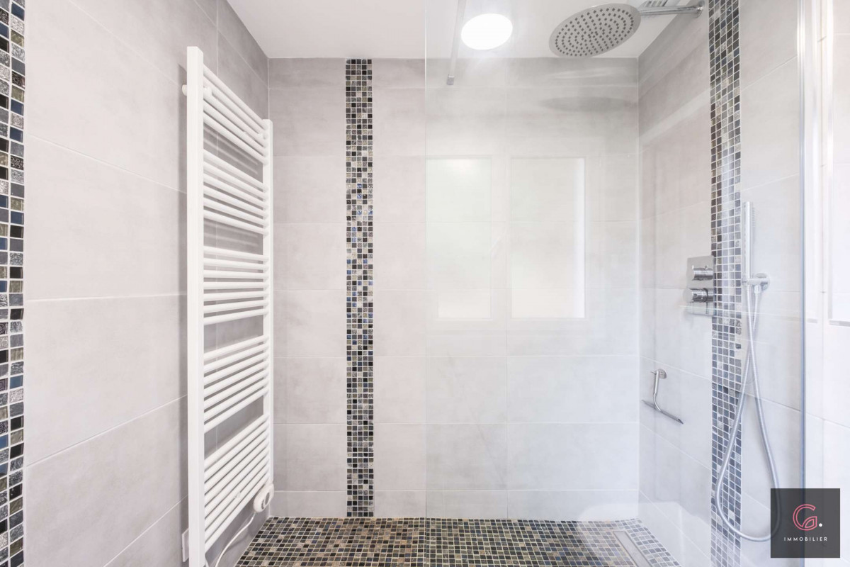 _clients_024060003_photos_187u_9984698