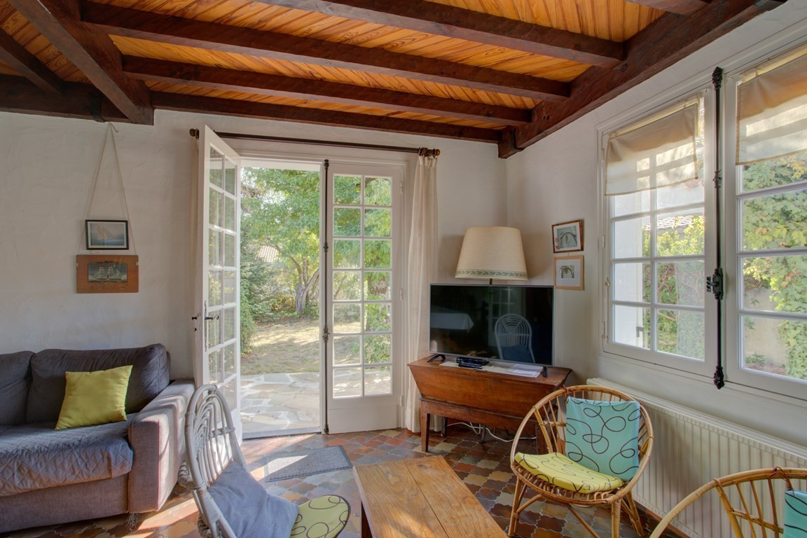 _clients_024060003_photos_6c_9493427