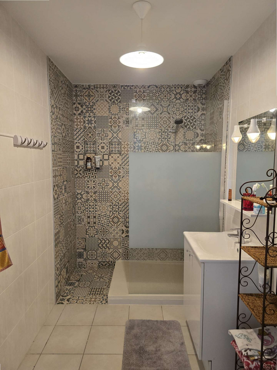 _clients_024060003_photos_88j_9853883