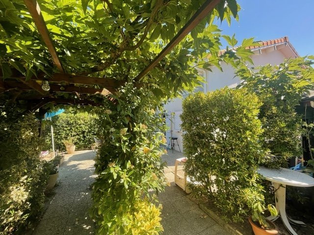 _clients_024060005_photos_1122j_9581719