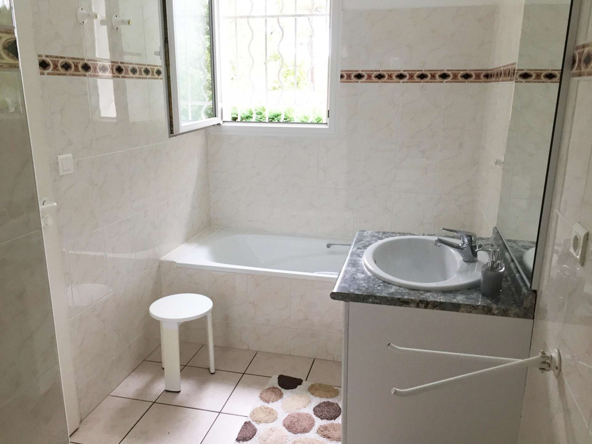 _clients_024060005_photos_1400j_9689465