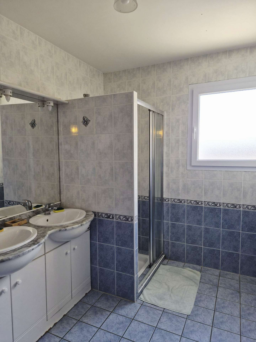 _clients_024060006_photos_790m_9985328