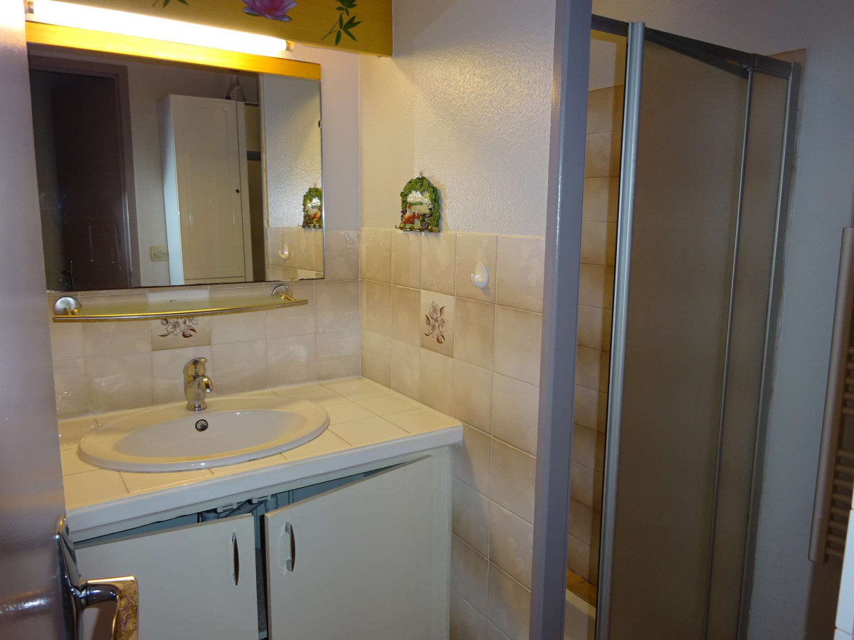 _clients_024060006_photos_797i_9860452