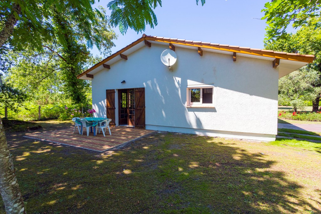 derelle-maison-exterieur-terrasse-bisca