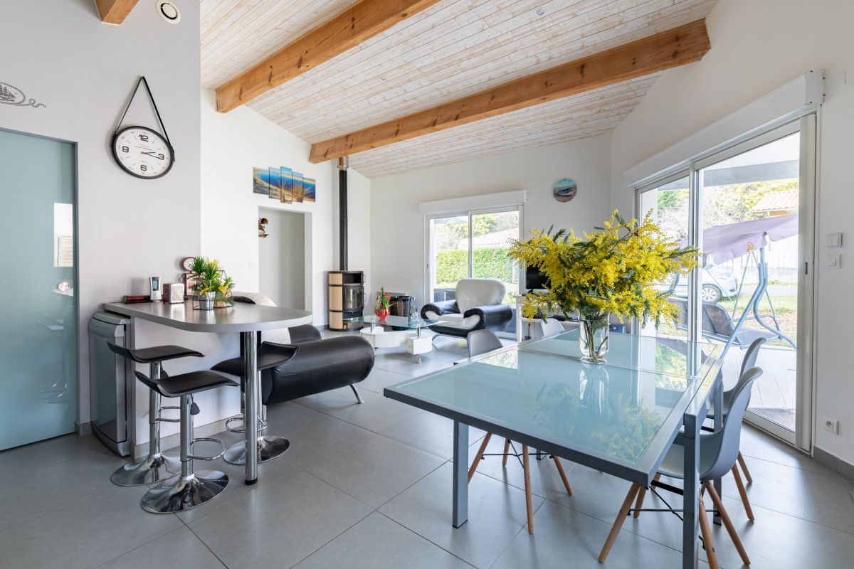 media-04214160-010 media-04214160-010