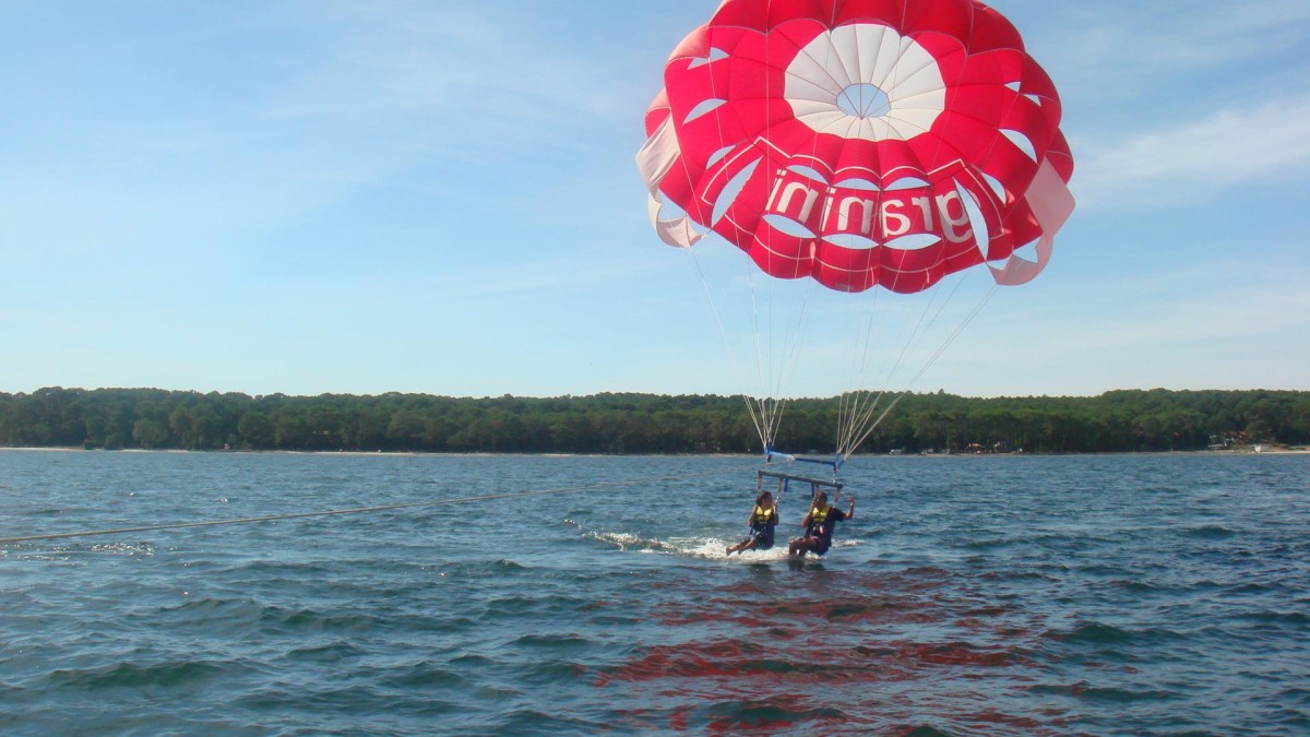 parachute-maguide-lac-bisca-2976349