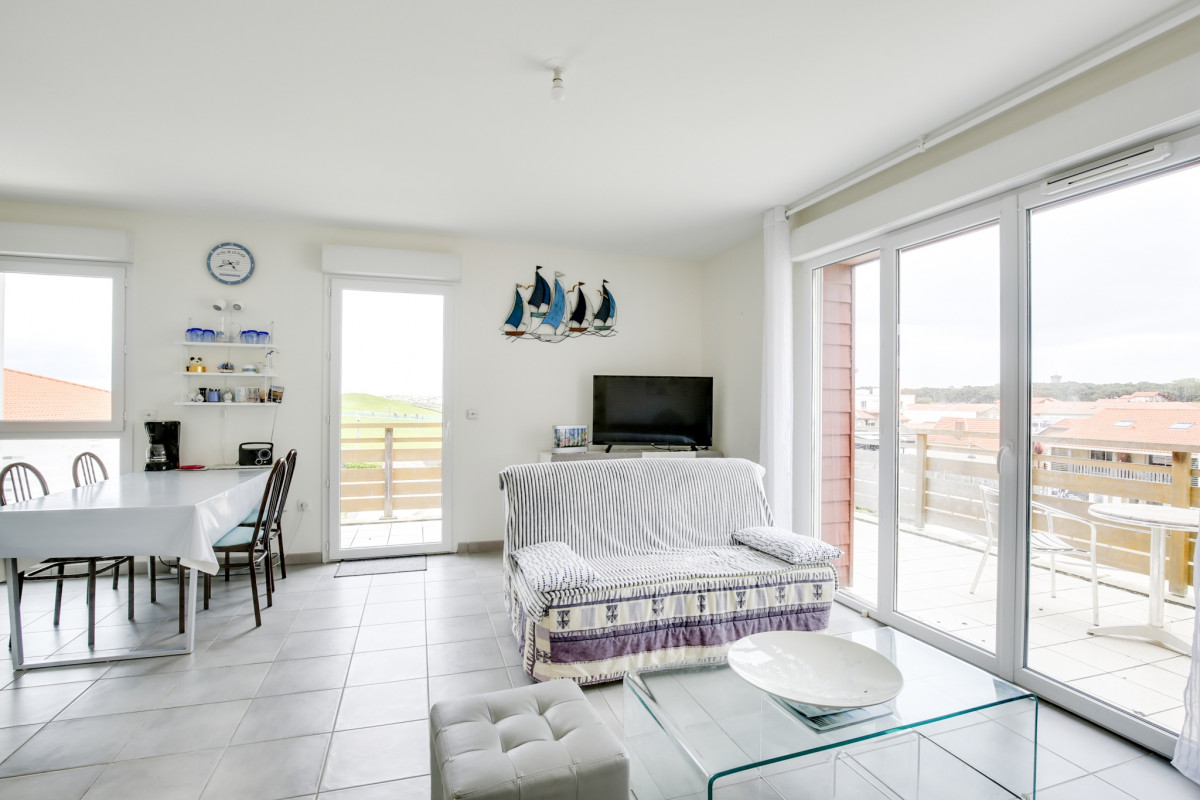 photo-06741138-002 photo-06741138-002