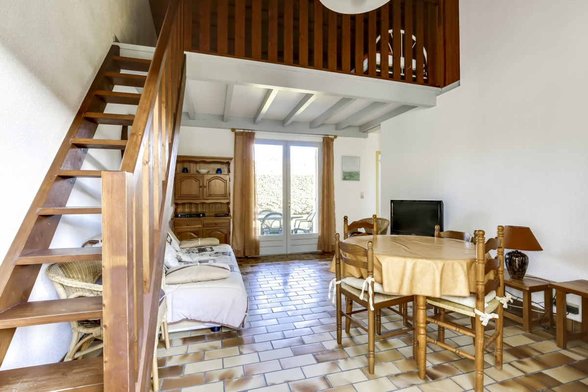 photo-62135749-028-photo-62135749-030