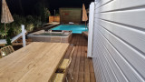 17-FOUR Extérieur de nuit Piscine 01