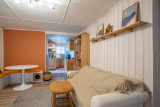 4-salon